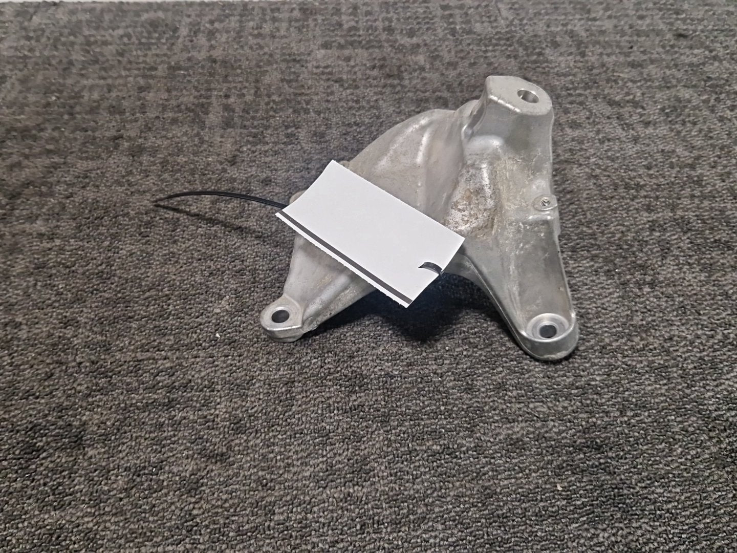 Audi A5 Right O/S Driver Engine Bracket Mount 8W0199308R