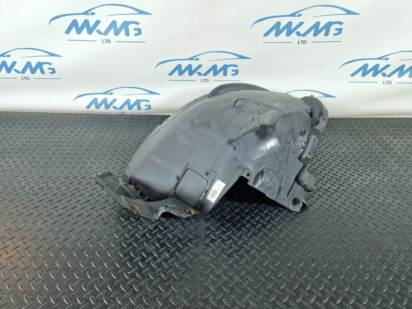 10-13 BMW X5 E70 LCI OFFSIDE FRONT RIGHT WHEEL ARCH LINER 7234832