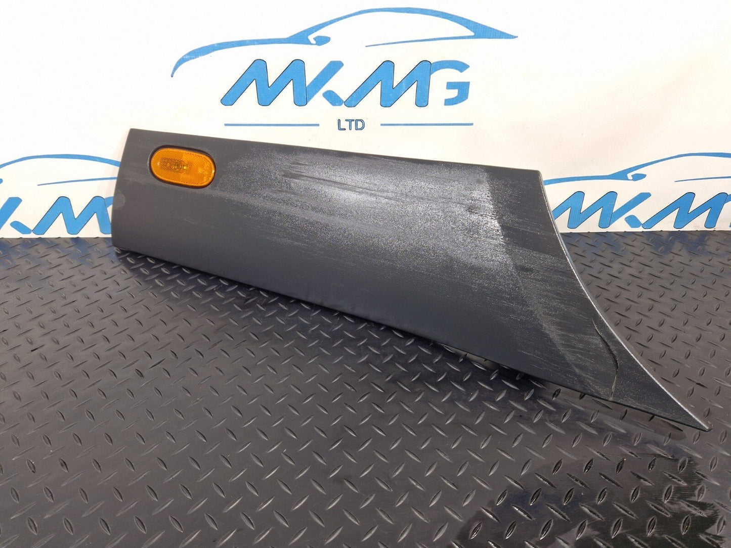 2018-ON MERCEDES BENZ SPRINTER W907 2.2 CDI LEFT PROTECTIVE STRIP A9106906300