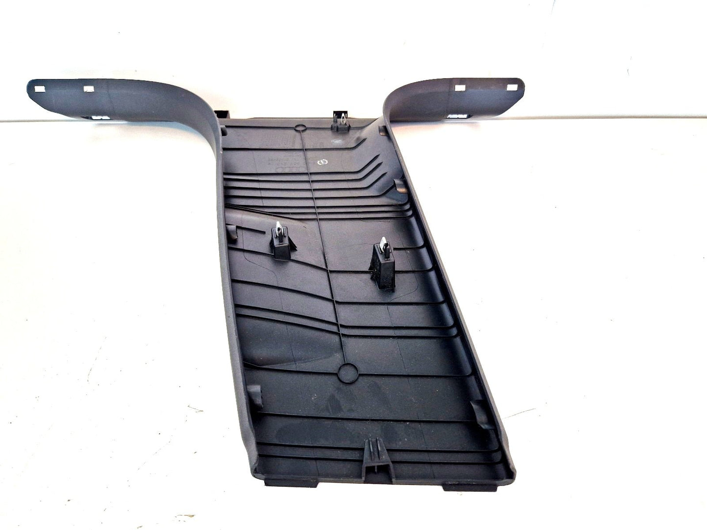 16-19 AUDI A4 B9 GENUINE FRONT RIGHT DRIVER SIDE B-PILLAR TRIM 8W0867240