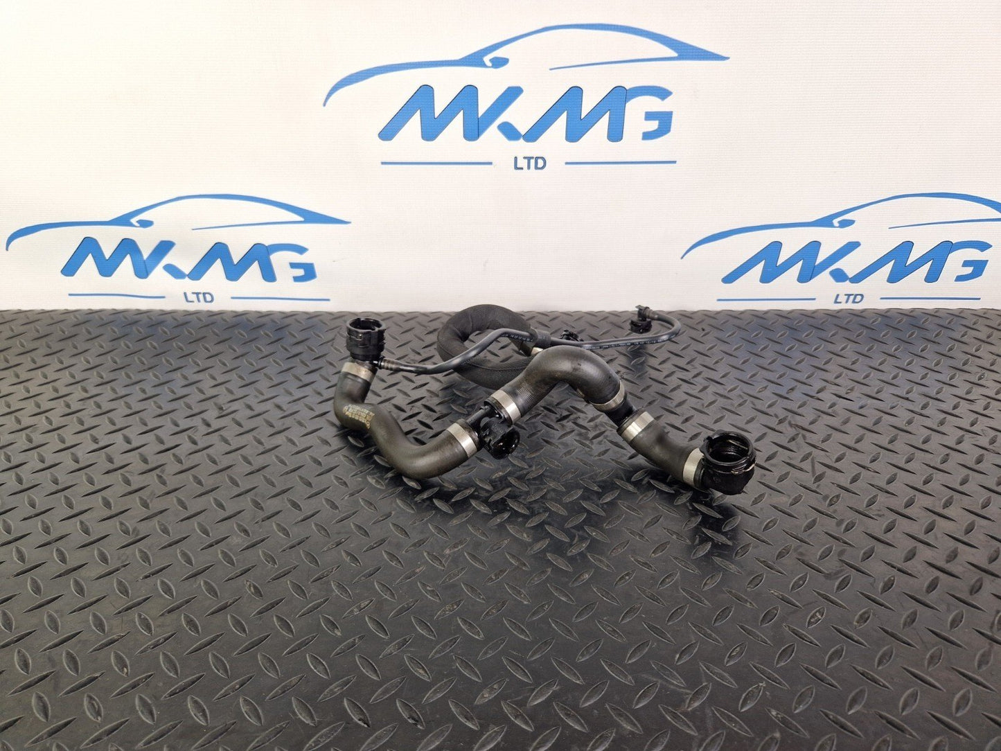 14-21 MERCEDES BENZ C300h W205 GENUINE CIRCULATION PUMP HEATING & COOLANT HOSES