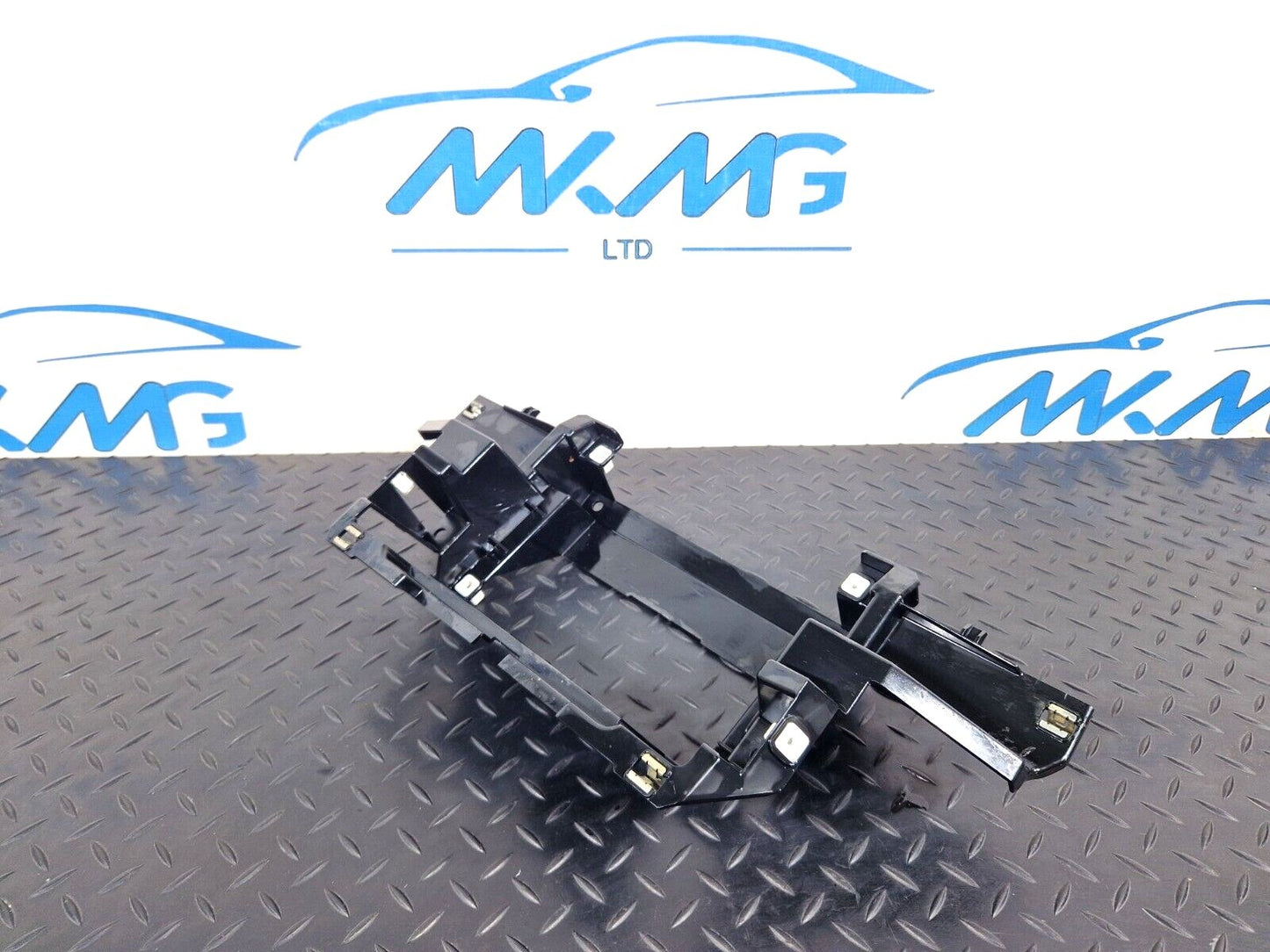 2018-ON MERCEDES BENZ SPRINTER W907 2.2 CDI RADIO FRAME MERCEDES A9108270600