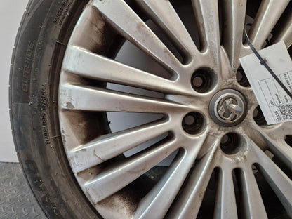 Vauxhall Astra MK6 (J) (A3400) 17" Alloy Wheel with Tyre 215/50/17 ~6mm