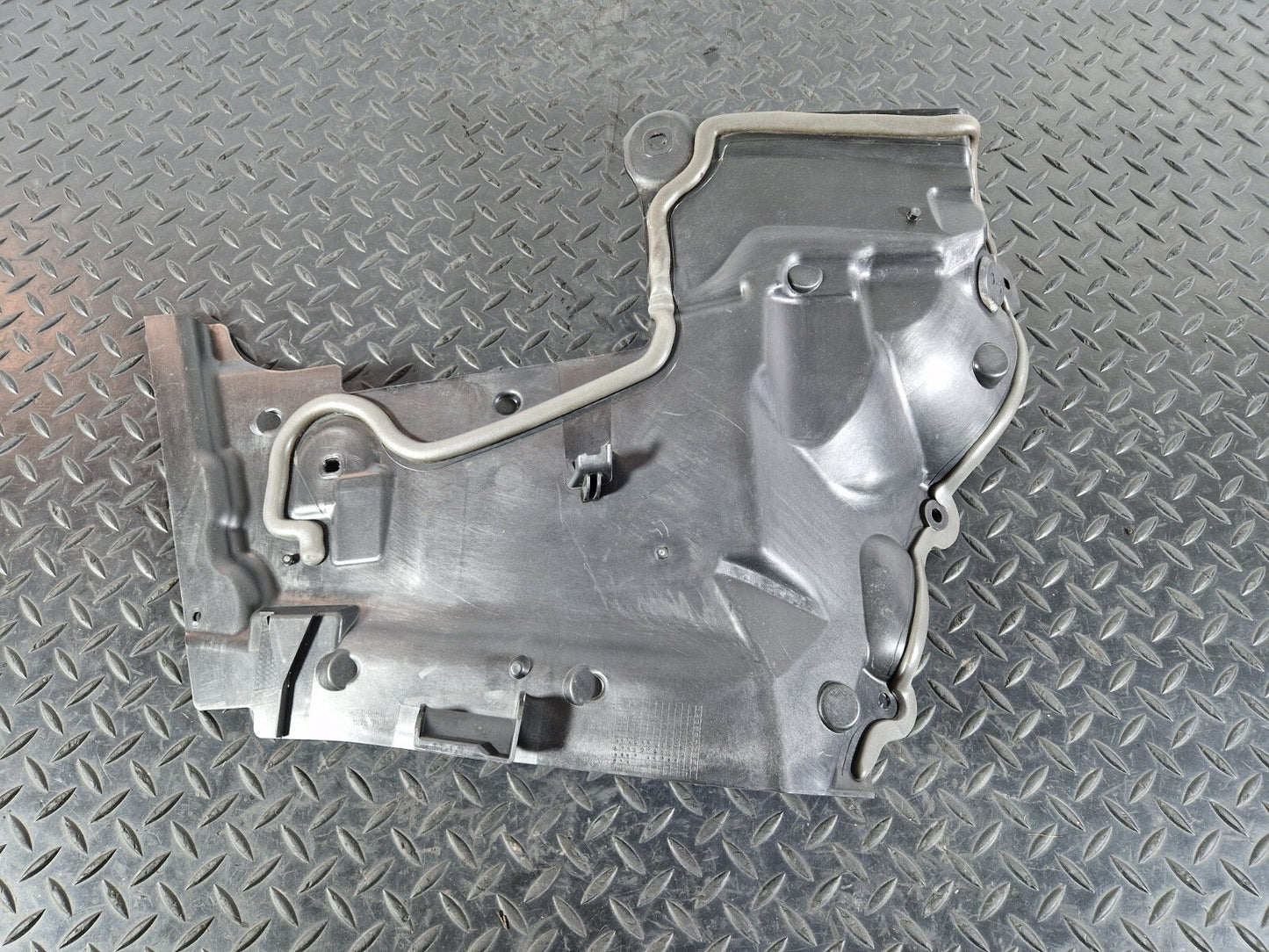 14-21 MERCEDES BENZ W205 GENUINE ENGINE PARTITION PROTECTION SHIELD A2056206001