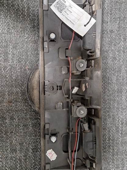 Vauxhall Meriva MK2 (B) (4470) MPV Genuine Boot Tailgate Release Switch Strip