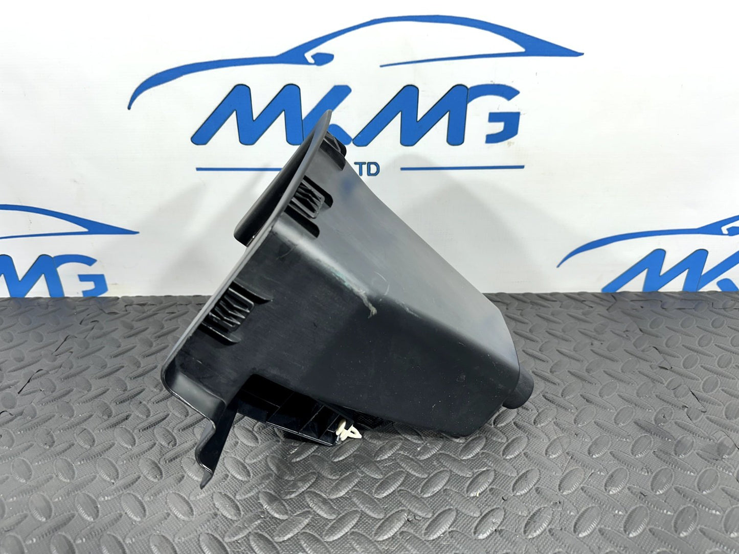 BMW 2 series F46 Rear Deck boot Storage Box 7327034