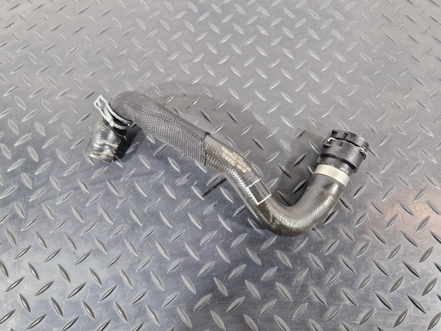 16-24 AUDI A5 F5 CONVERTIBLE GENUINE COOLANT HOSE PIPE 8W0122073F