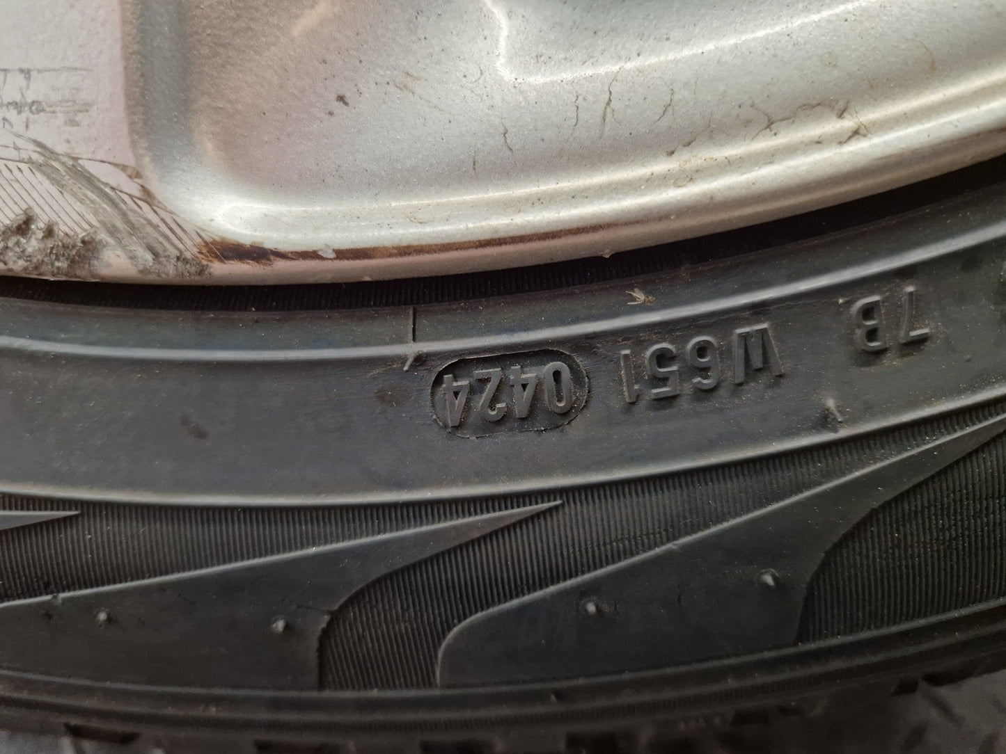 Audi Q7 4L 20" Alloy Wheel with Tyre 275/45/20 ~6mm 4L0601025