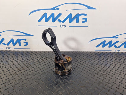 14-21 MERCEDES BENZ C300h W205 COMPLETE PISTON WITH CON ROD 65100