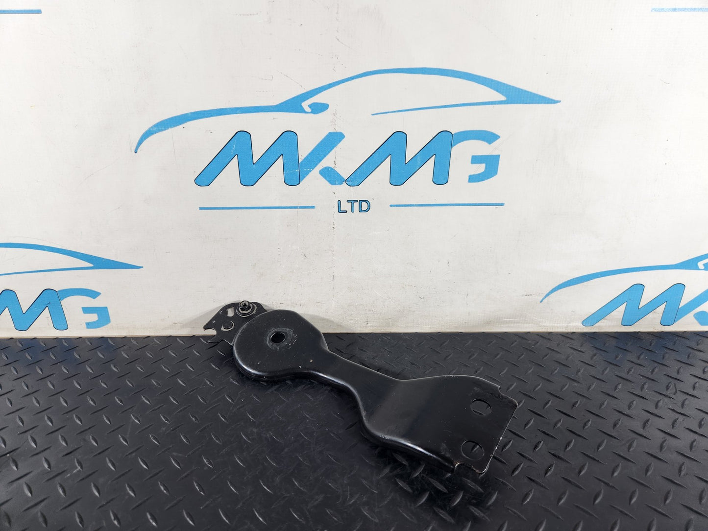 Range Rover Evoque L551 Rear Right O/S Side Suspension Bracket J9C3-5A364-AF