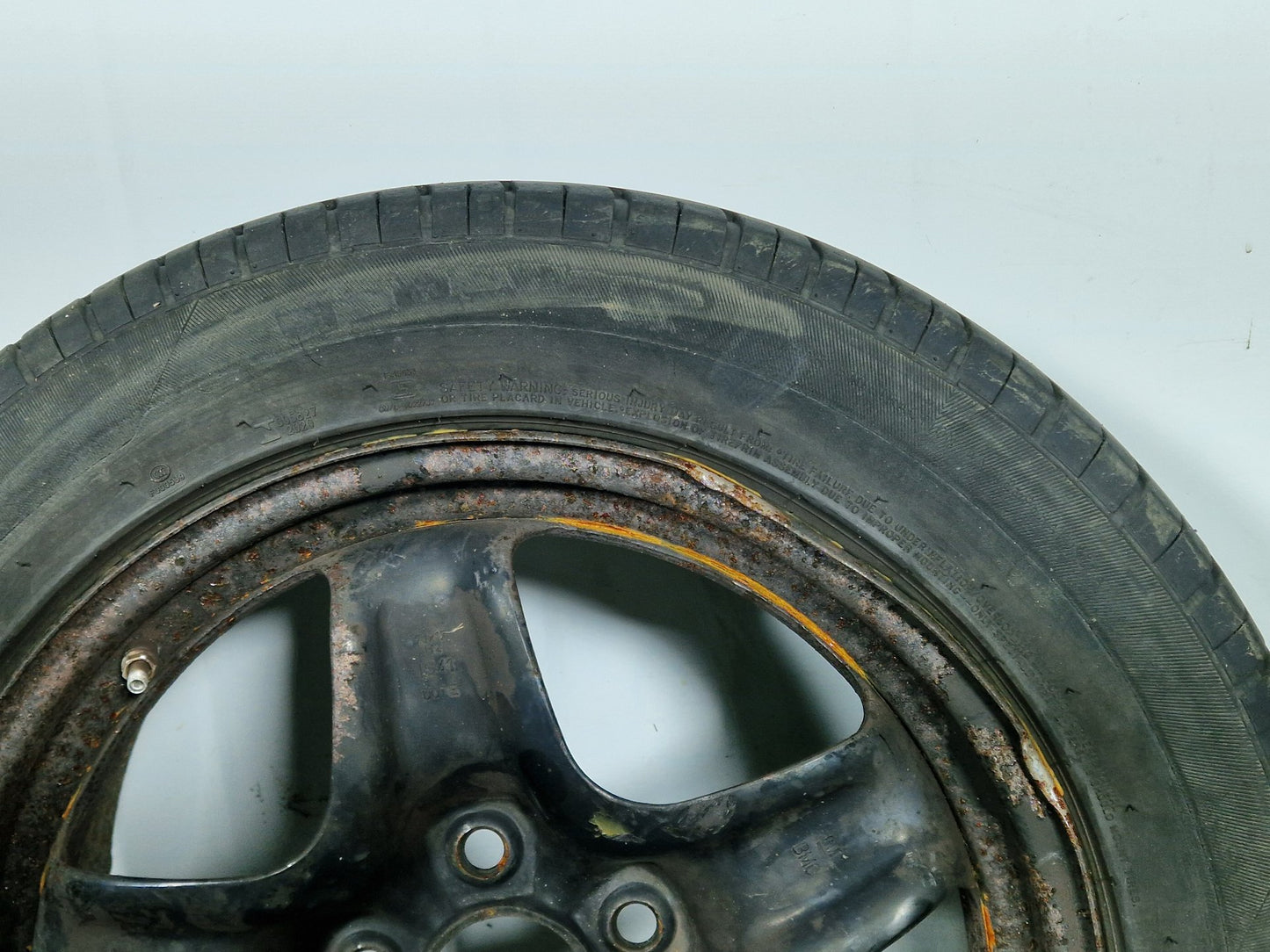 Ford C-Max MK1 17" Alloy Wheel with Tyre 5mm 225/55/17
