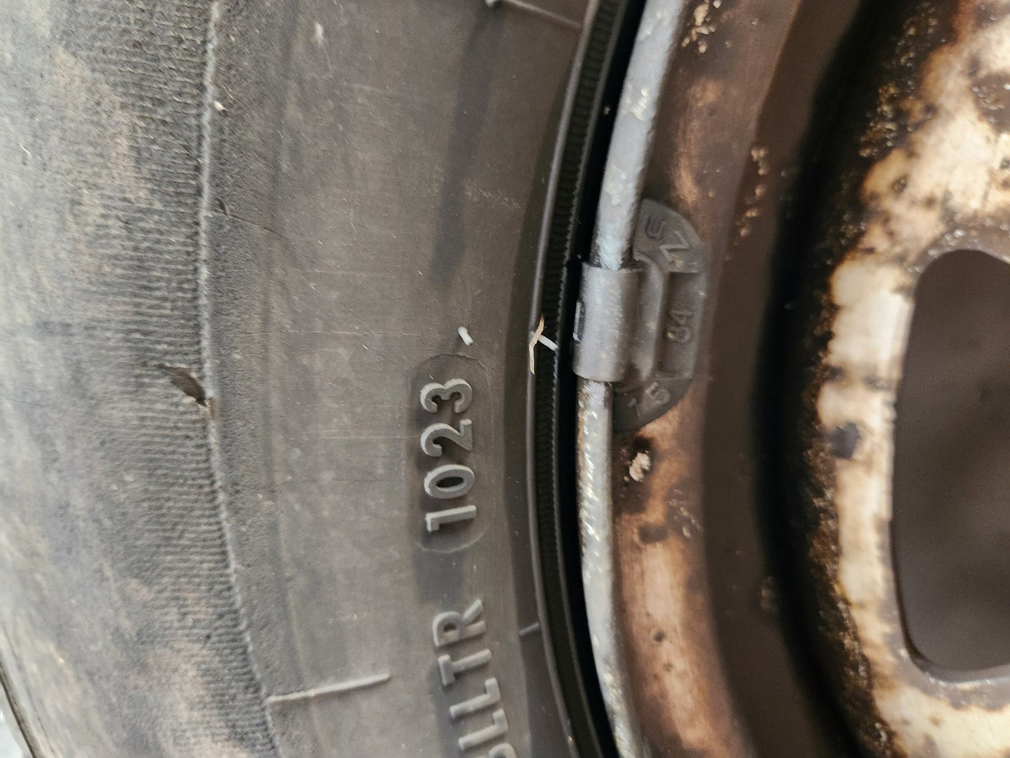 Ford Transit MK6 (V185) Cargo Van Steel Wheel with Tyre 215/75/16 ~6mm