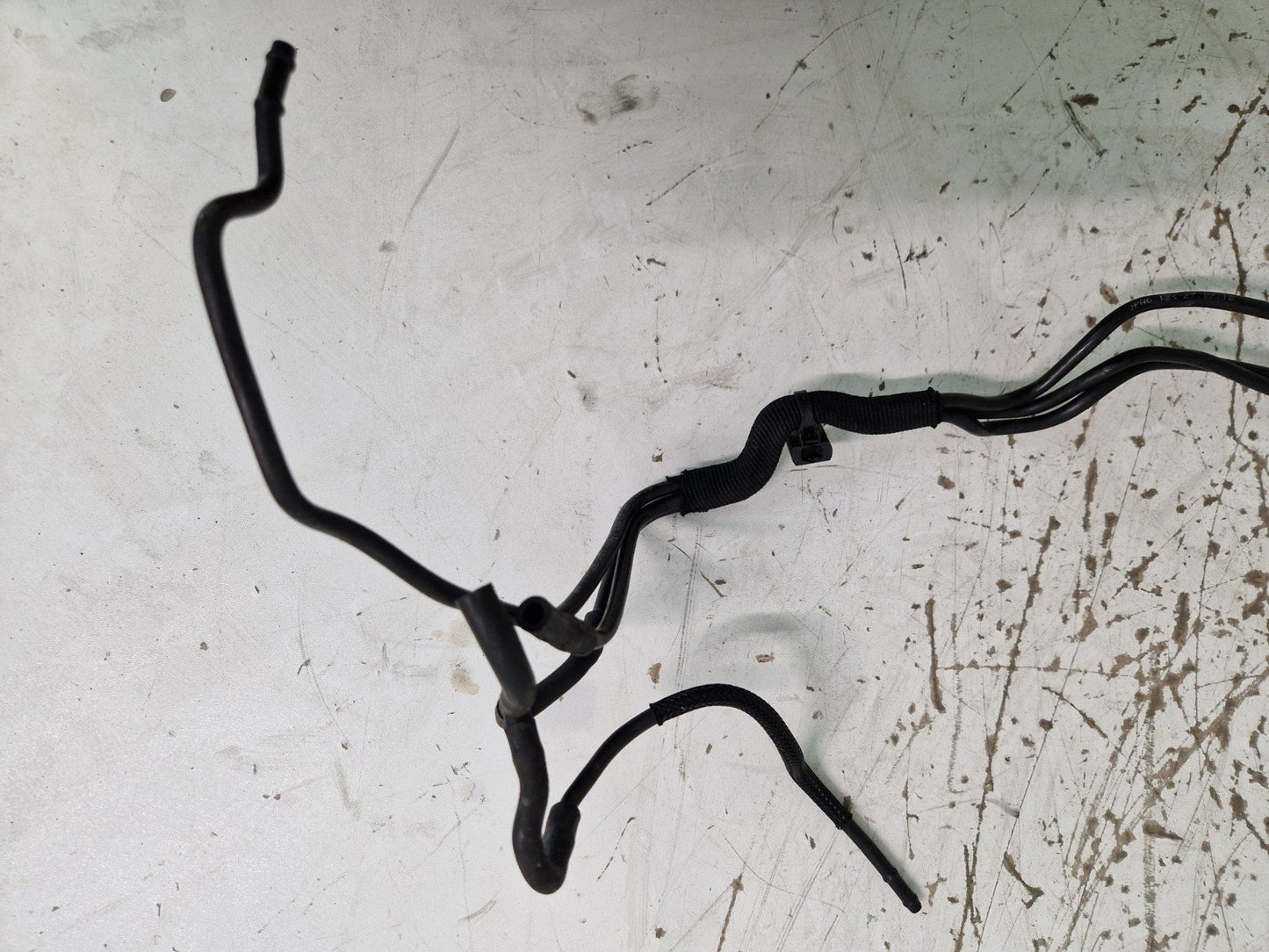 17-ON LAND ROVER DISCOVERY L462 OEM VACUUM CONTROL HARNESS & VALVE FW939S468AE