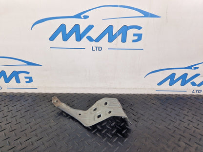19-ON MERCEDES BENZ B CLASS W247 FRONT RIGHT SIDE WING BRACKET A2478810300