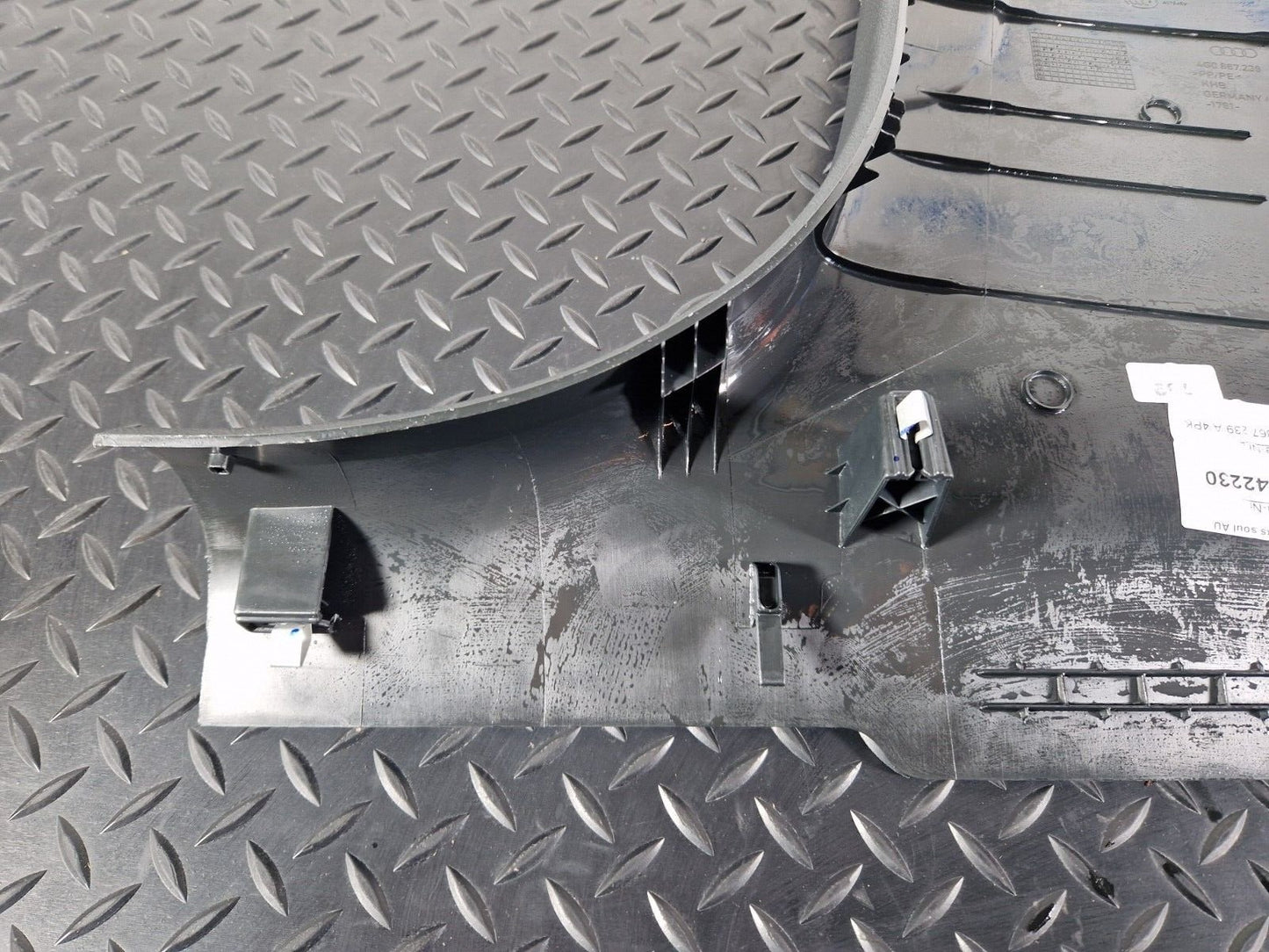 12-18 AUDI A6 C7 PASSENGER LEFT SIDE B-PILLER INTERIOR TRIM 4G0867239A