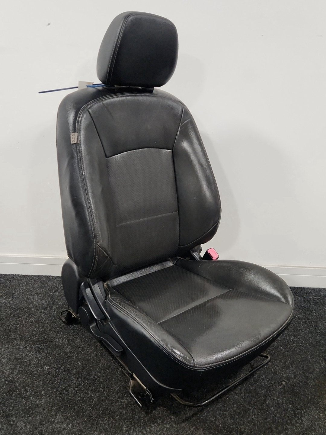 Mitsubishi Lancer MK5 (CX8A) Hatchback Genuine Front Right O/S Driver Seat
