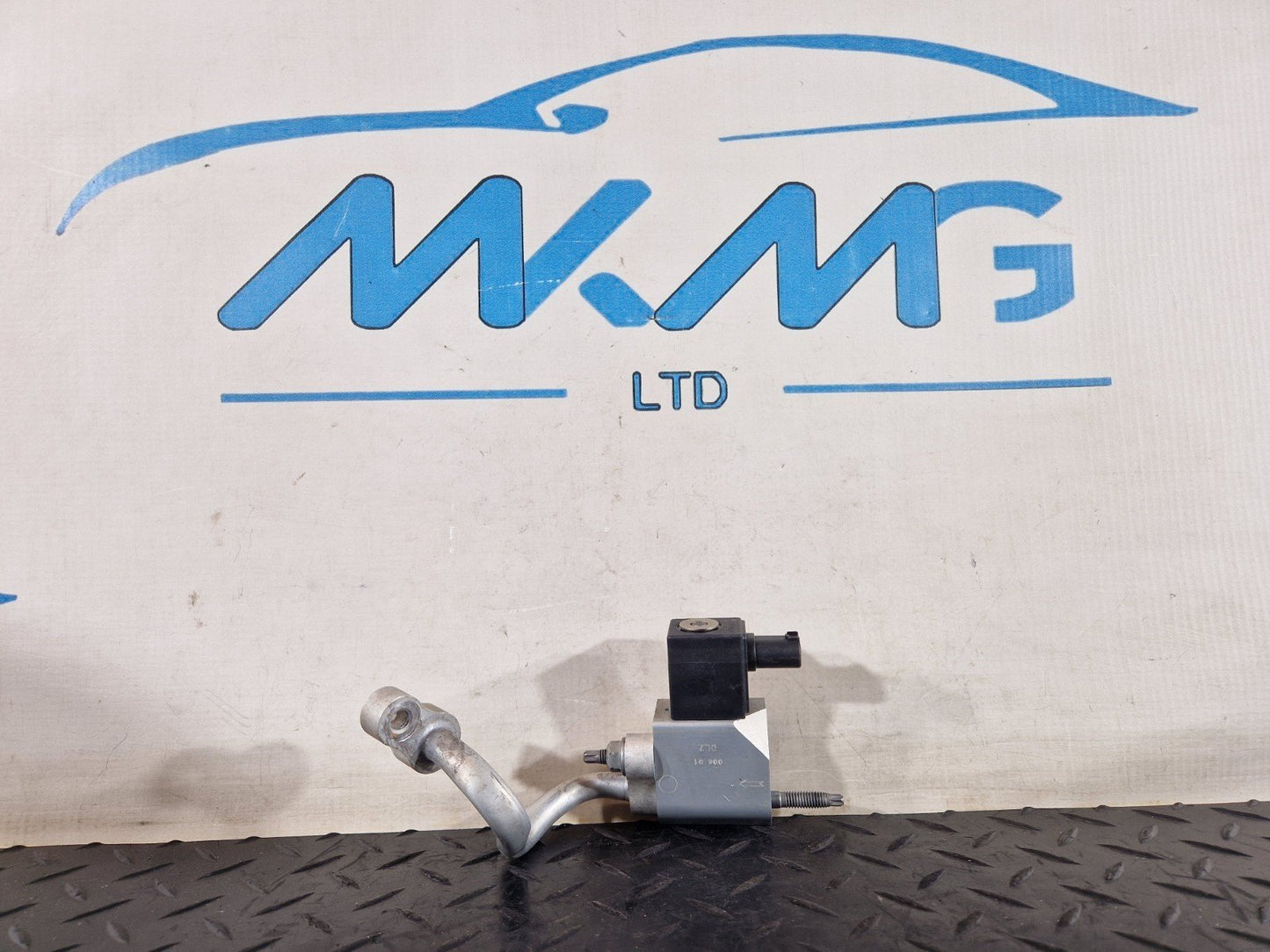 MERCEDES-BENZ Unknown Part Type A1668308800