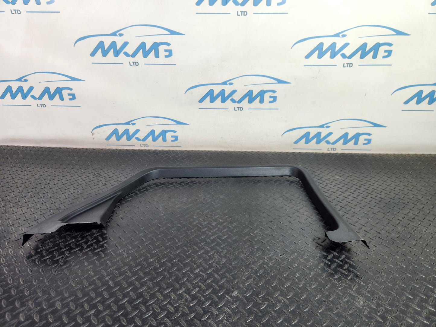 Range Rover Evoque L551 SUV Rear Left Outer Window Frame Trim K8D2-25515-AB