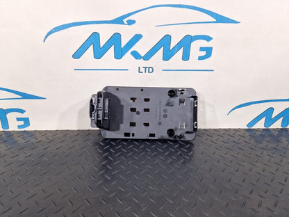 14-23 MERCEDES BENZ VITO W447 GENUINE CAN BUS HUB HOLDER A4475452040
