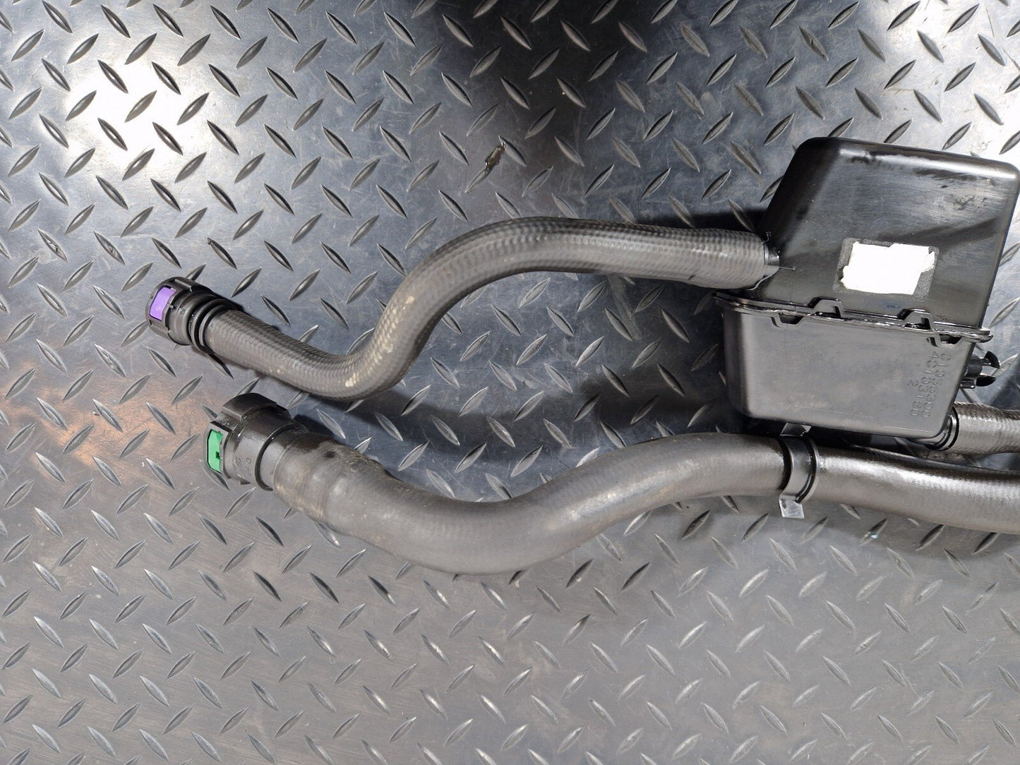 16-23 AUDI A5 F5 SPORTBACK S-LINE ADBLUE FILLER REDUCER PIPE HOSE 8W6131963A