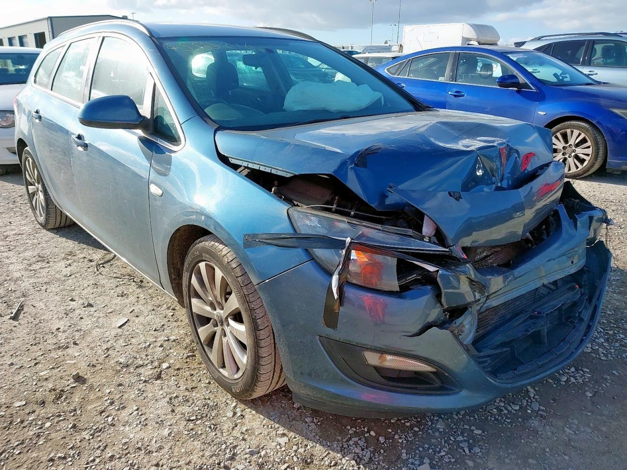 2013 Vauxhall Astra MK6 (J) (A3400)