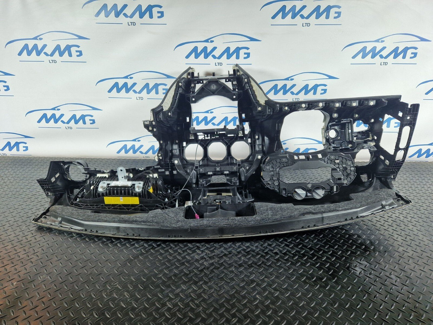 14-21 MERCEDES BENZ C200d W205 DASHBOARD ASSEMBLY TRIM PANEL & PASSENGER AIRBAG