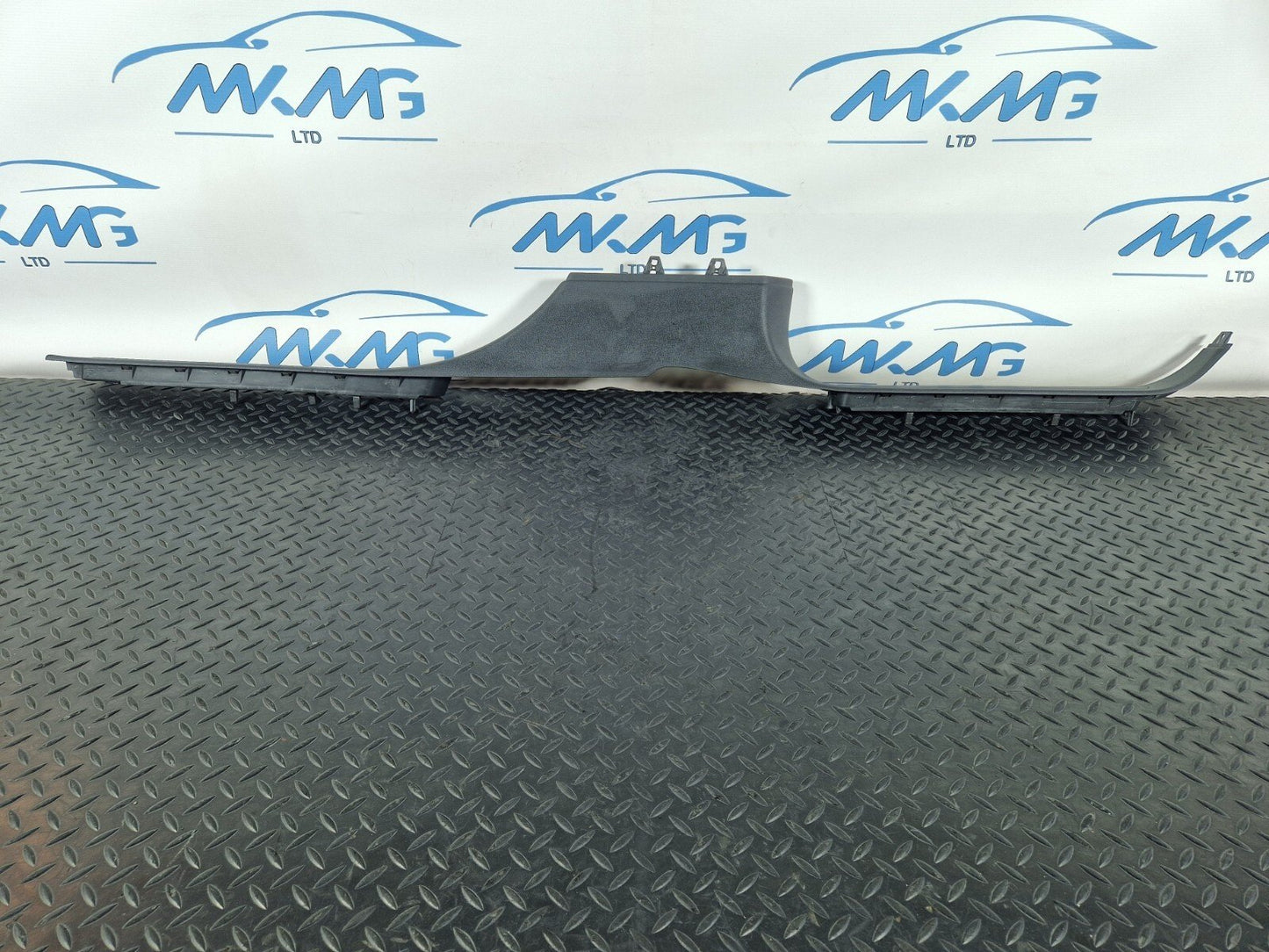 10-15 AUDI Q7 4L GENUINE OEM LOWER RIGHT DRIVER SIDE O/S SILL TRIM 4L0853370