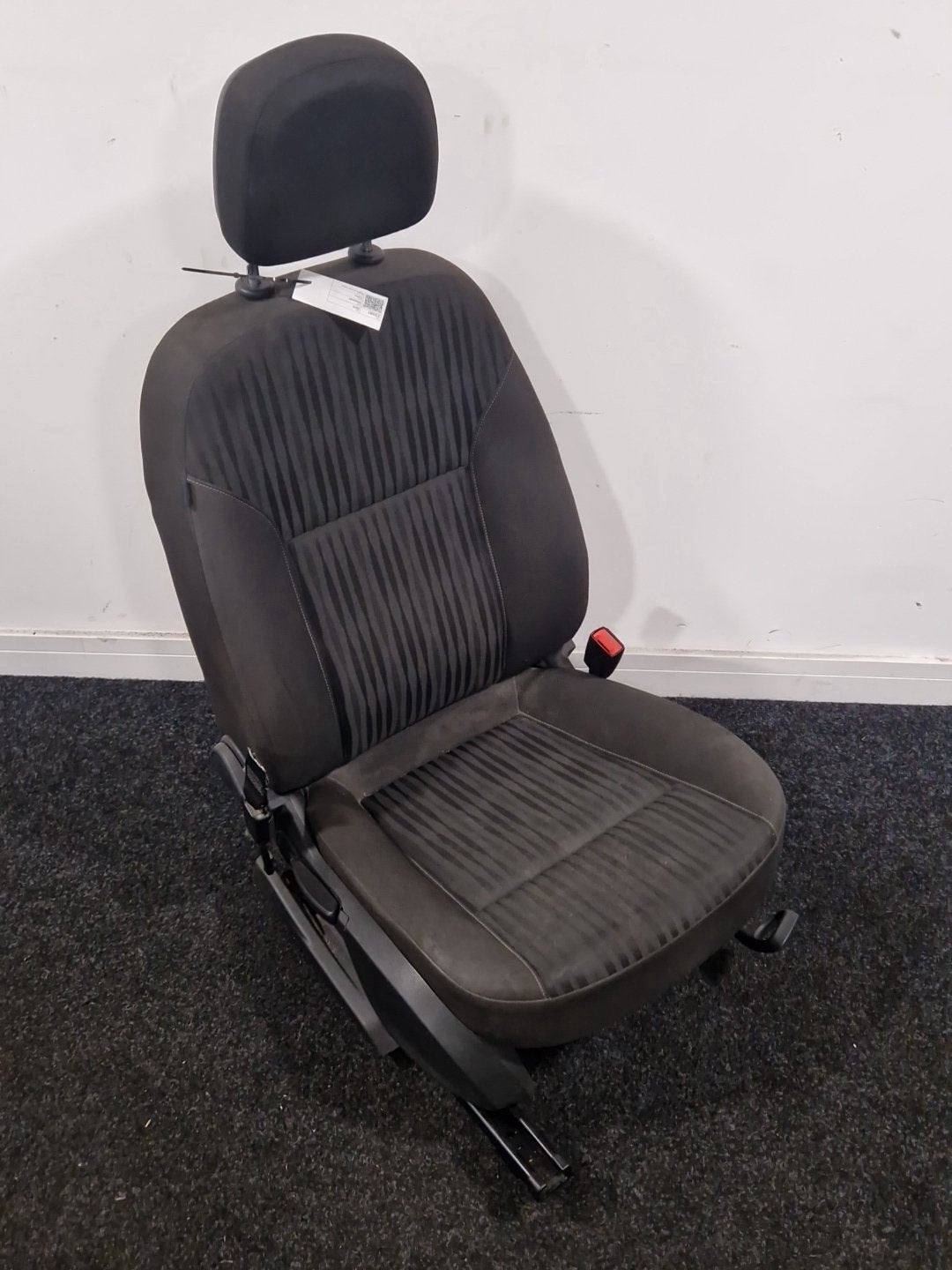 Vauxhall Zafira MK3 (C) (A3470) MPV Genuine Front Right O/S Driver Seat