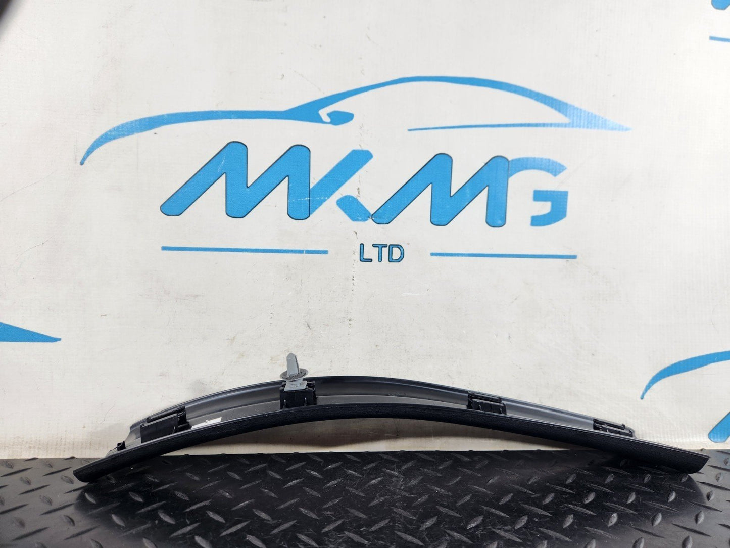 BMW X1 F48 GENUINE REAR COVER STRIP ENTRANCE 7326812