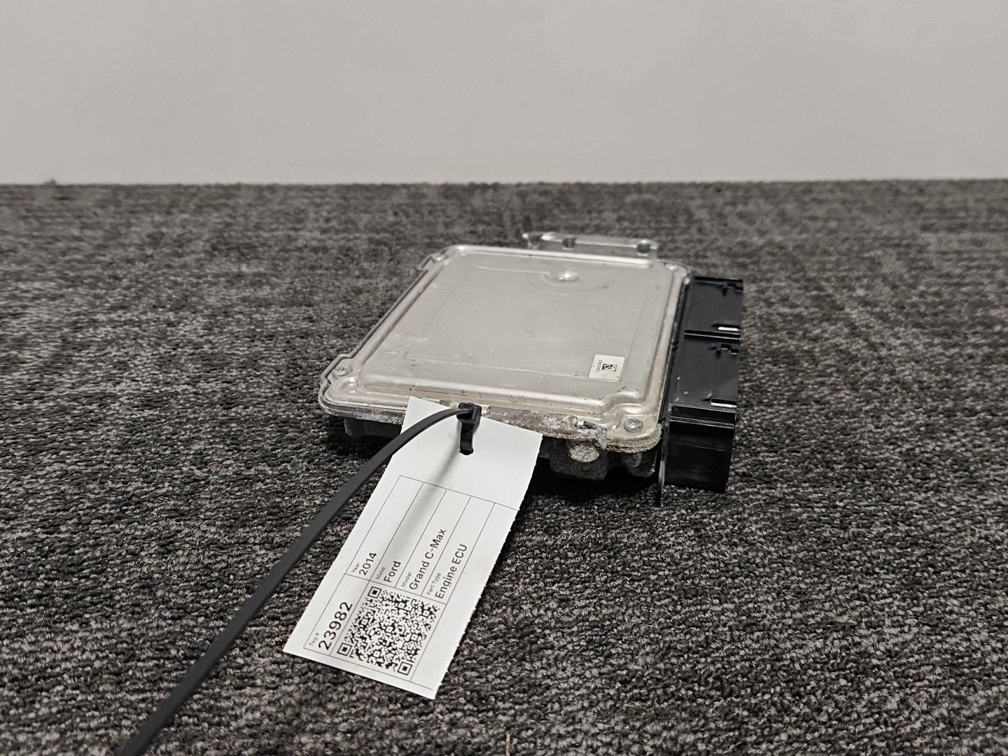 Ford Grand C-Max MK2 (C344) MPV Engine Control Unit Module ECU CV61-12A650-ACF