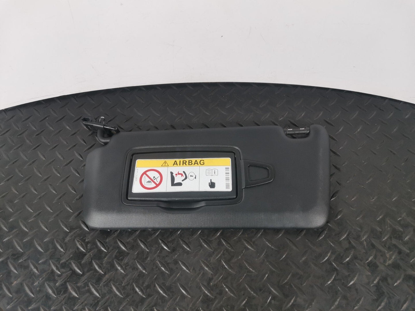 12-18 MERCEDES A CLA-W176 C117 GENUINE FRONT LEFT N/S SUN VISOR A1768100110