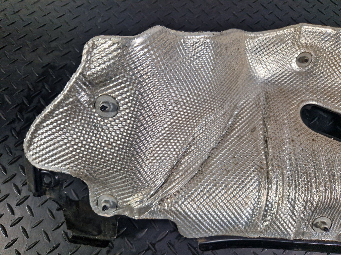 16-19 AUDI A4 B9 GENUINE BULKHEAD FIREWALL HEAT PROTECTION SHIELD 8W0819523C