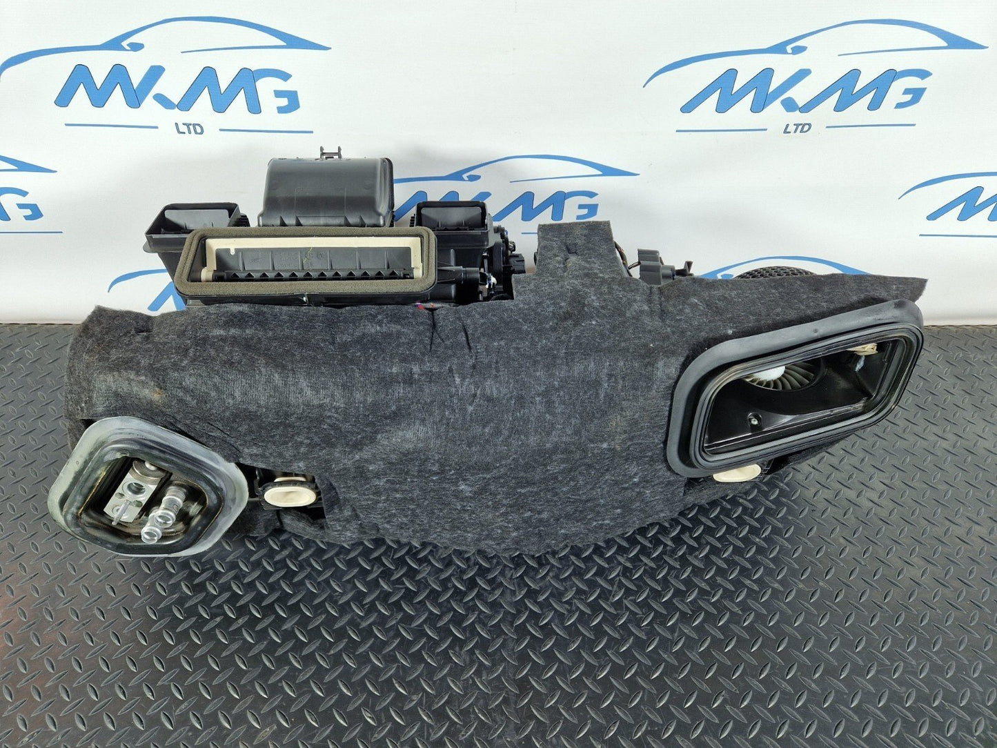 14-21 MERCEDES BENZ C220d W205 INTERIOR HEATER MATRIX CORE & A/C CONTROL MODULE