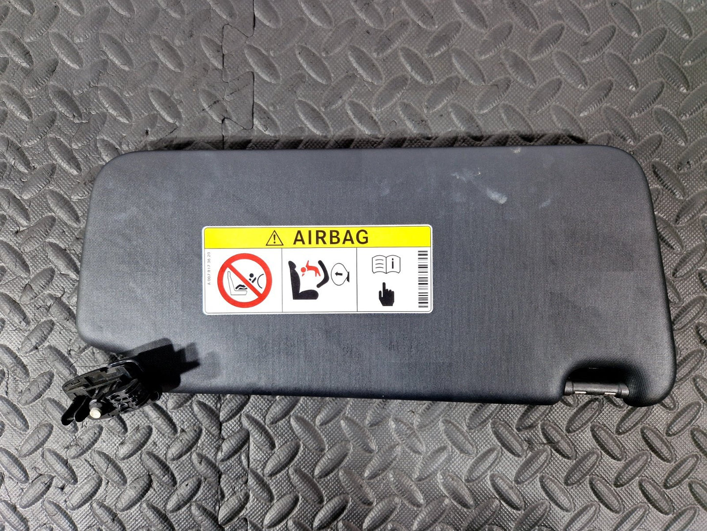 12-18 MERCEDES BENZ A CLASS W176 SUN VISOR FRONT LEFT PASSENGER SIDE A1768100510