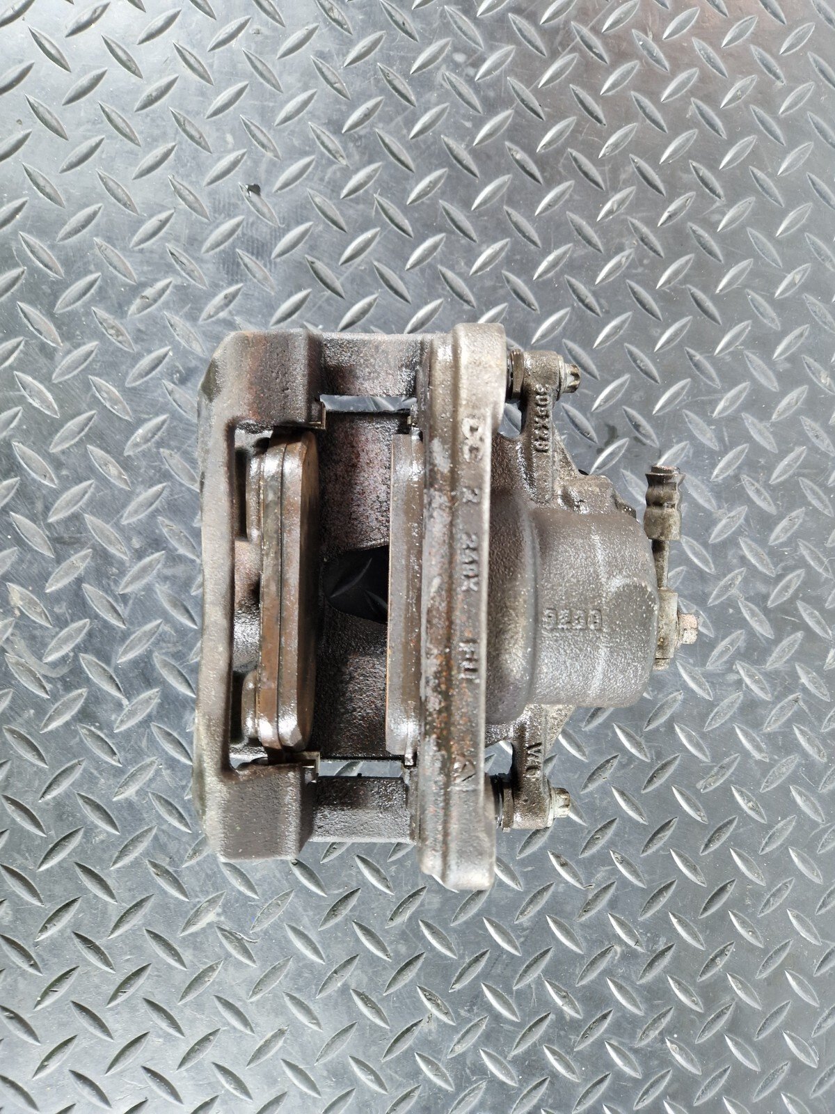 18-ON MERCEDES A CLASS W177 GENUINE BRAKE CALIPER FRONT LEFT SIDE A1774212100