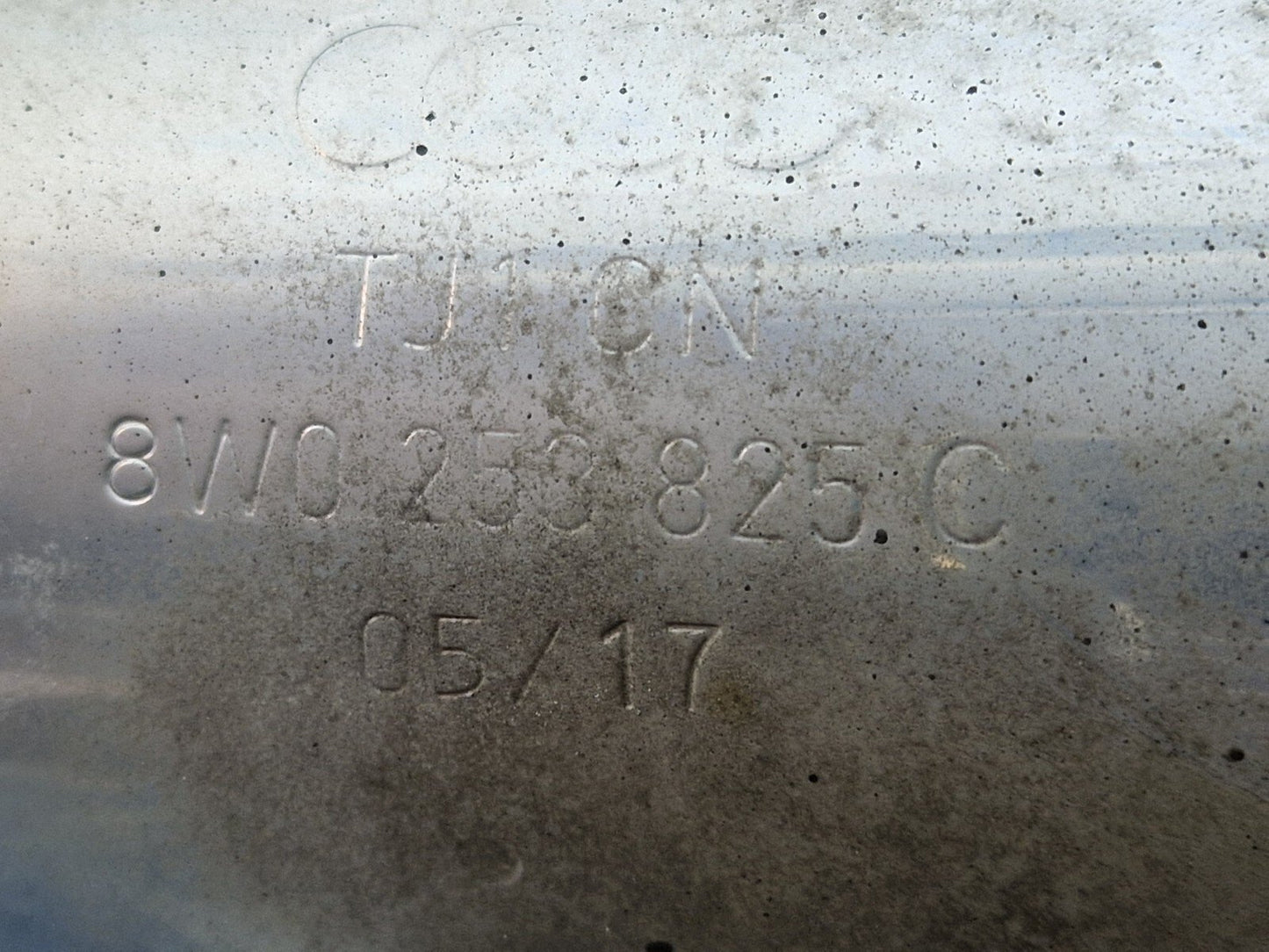 16-19 AUDI A4 B9 GENUINE EXHAUST PIPE TUBE 8W0253825C