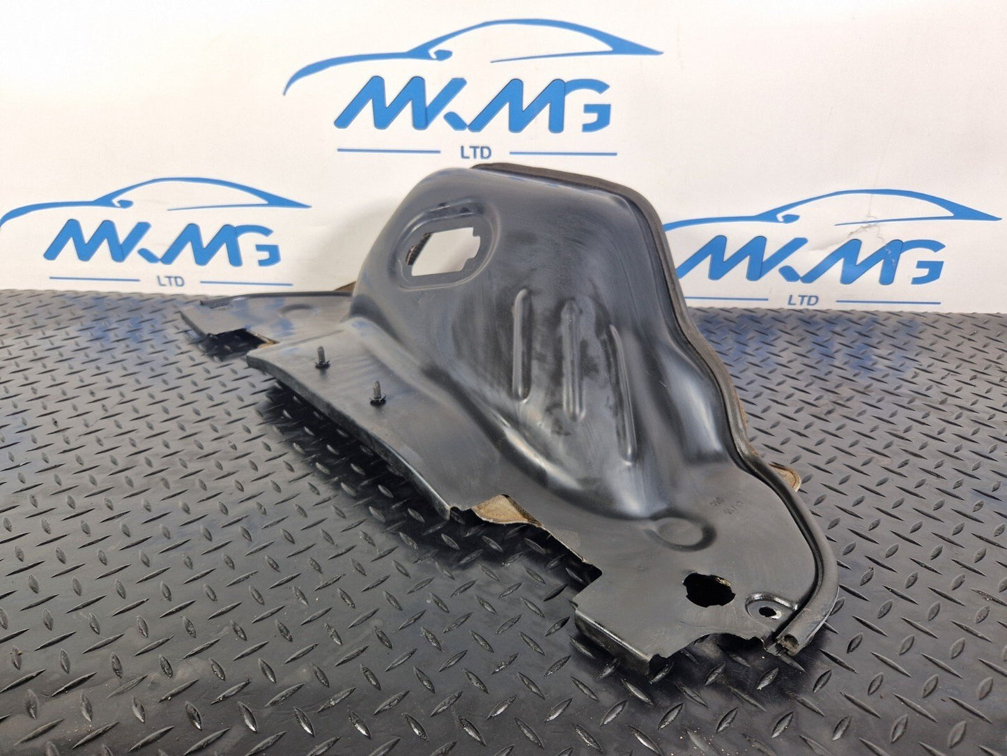 16-19 AUDI A4 B9 GENUINE BULKHEAD FIREWALL HEAT PROTECTION SHIELD 8W0819523C