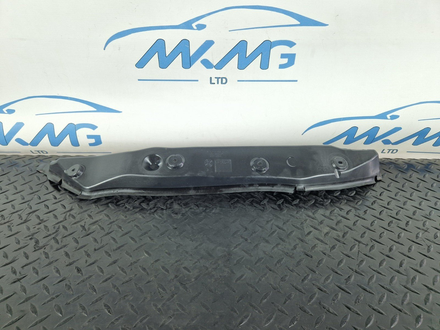 12-18 MERCEDES B-CLASS W246 FRONT RIGHT SIDE WING INSULATION TRIM A2468891025