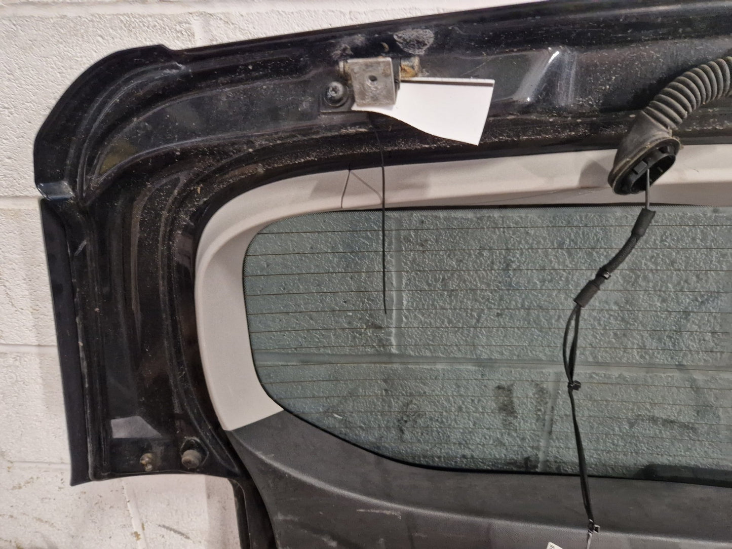 Vauxhall Zafira MK3 (C) (A3470) MPV Genuine Rear Tailgate Bootlid in Black GAR
