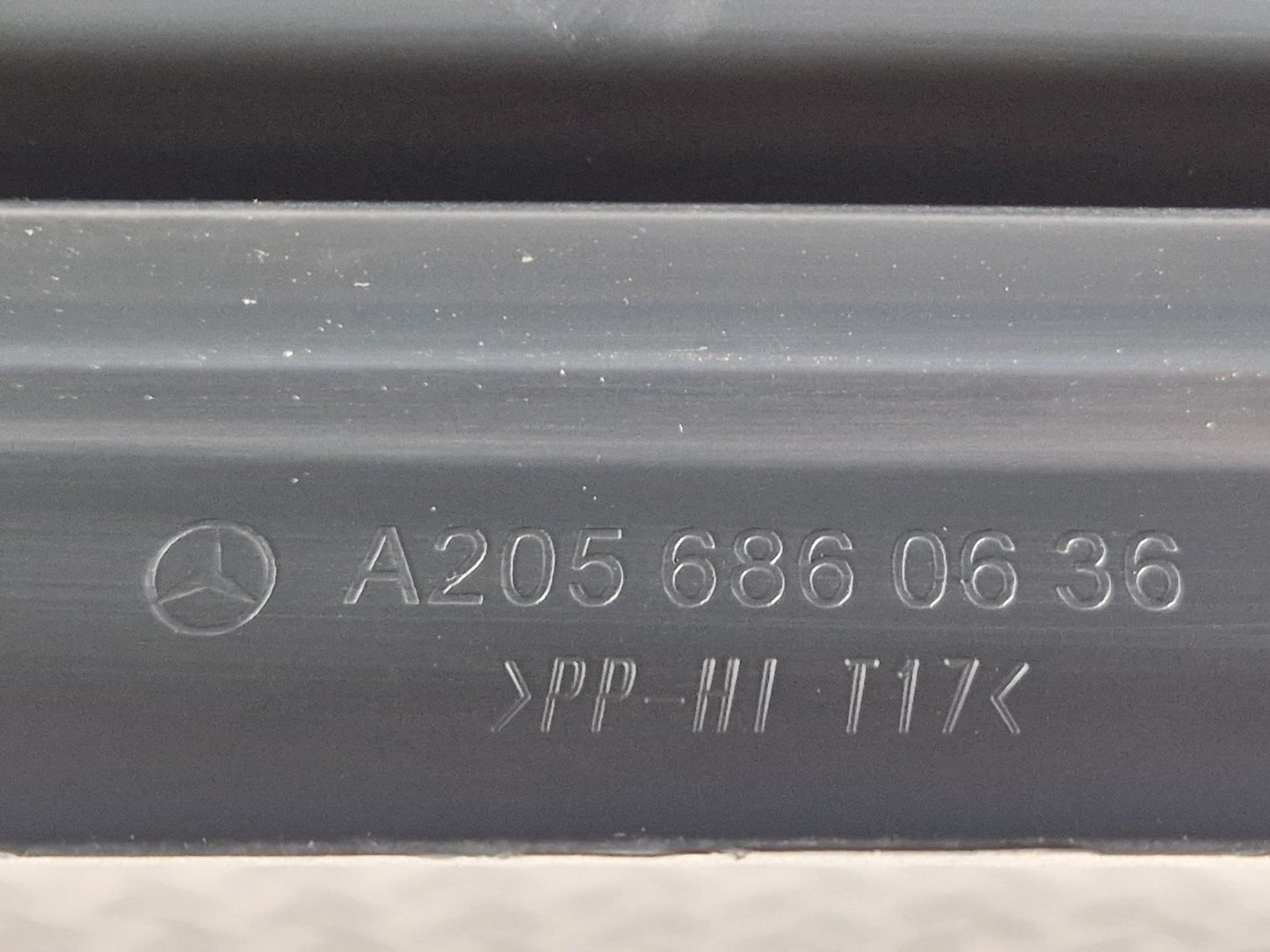 16-22 MERCEDES BENZ X253 RIGHT DRIVER SIDE O/S INNER SILL TRIM COVER A2056860636