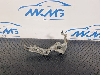 14-21 MERCEDES BENZ C300h W205 AIR FILTER BOX MOUNT A6510940427