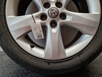 Vauxhall Astra MK6 (J) (A3400) 17" Alloy Wheel with Tyre 225/50/17 ~5mm
