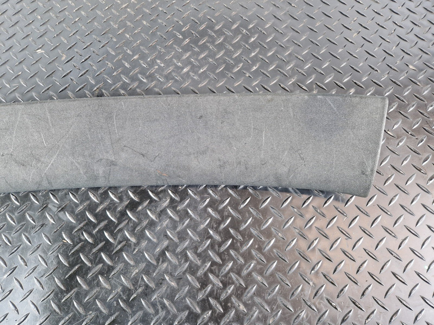 10-15 AUDI Q7 4L GENUINE ROOF TRIM 4L0867839