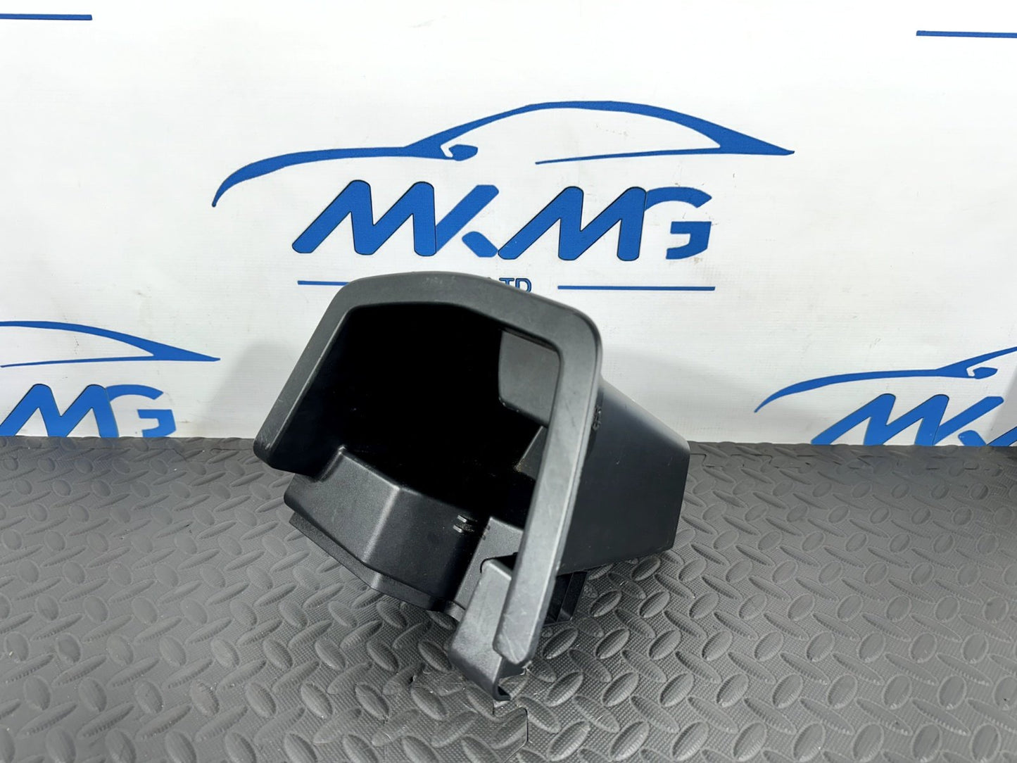 14-21 BMW 2 SERIES GRAN TOURER F45 F46 TRUNK LEFT SIDE STORAGE BOX 7327033