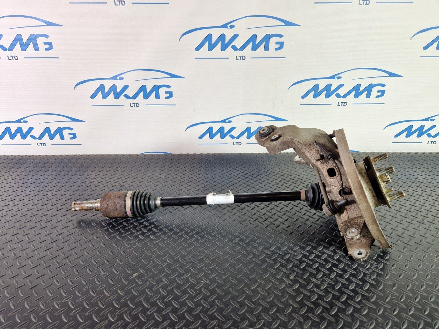 14-19 LAND ROVER L550 OEM O/S/R REAR RIGHT DRIVERS SIDE HUB ASSEMBLY FK725A968AD