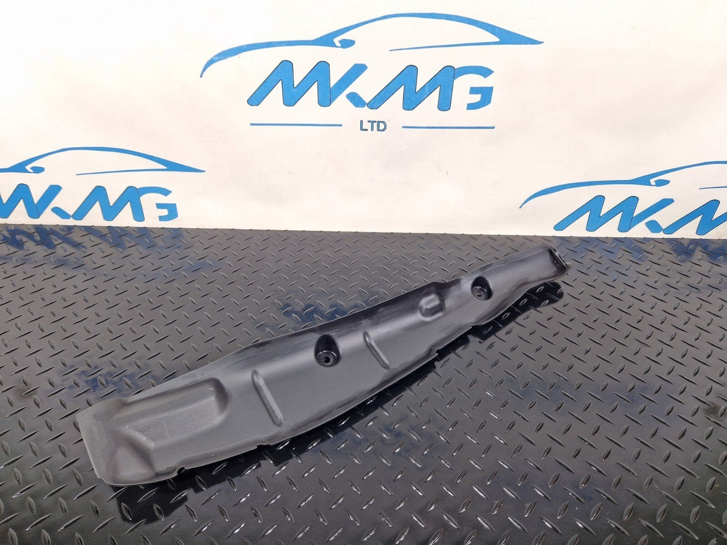 16-19 AUDI A4 AVANT B9 S-LINE GENUINE FRONT LEFT SIDE WING FENDER COVER 8W082111