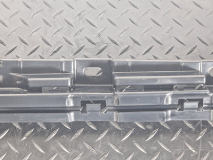 11-18 BMW 6 SERIES F06 SIDESKIRT BRACKET REAR LEFT PASSENGER SIDE 7276349