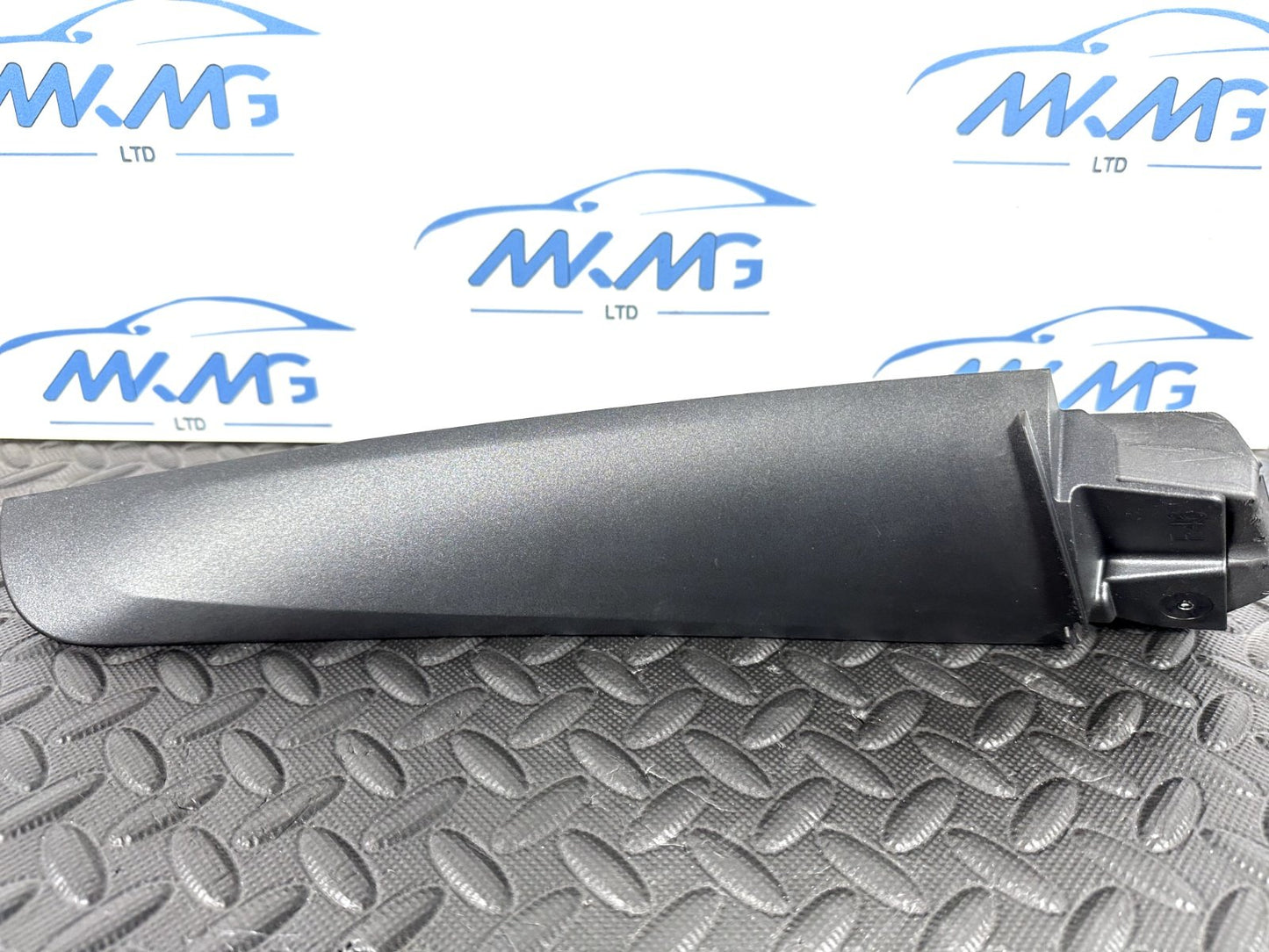 14-21 BMW 2 SERIES GRAN TOURER F46 FRONT RIGHT DRIVER SIDE DOOR TRIM 7333896