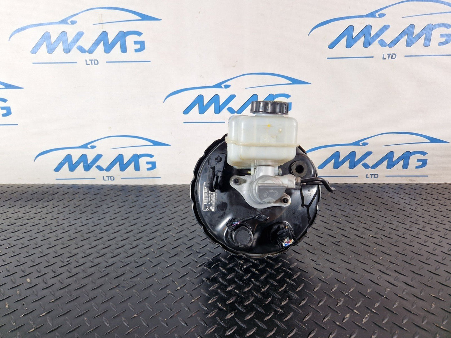 16-19 MERCEDES BENZ GLE W166 BRAKE SERVO BOOSTER A1664300230