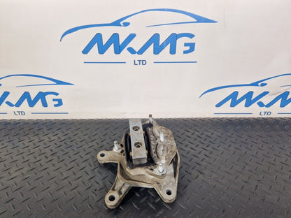 16-19 AUDI A4 B9 MANUAL GEARBOX MOUNT BRACKET 8W0399118B 8W0399156